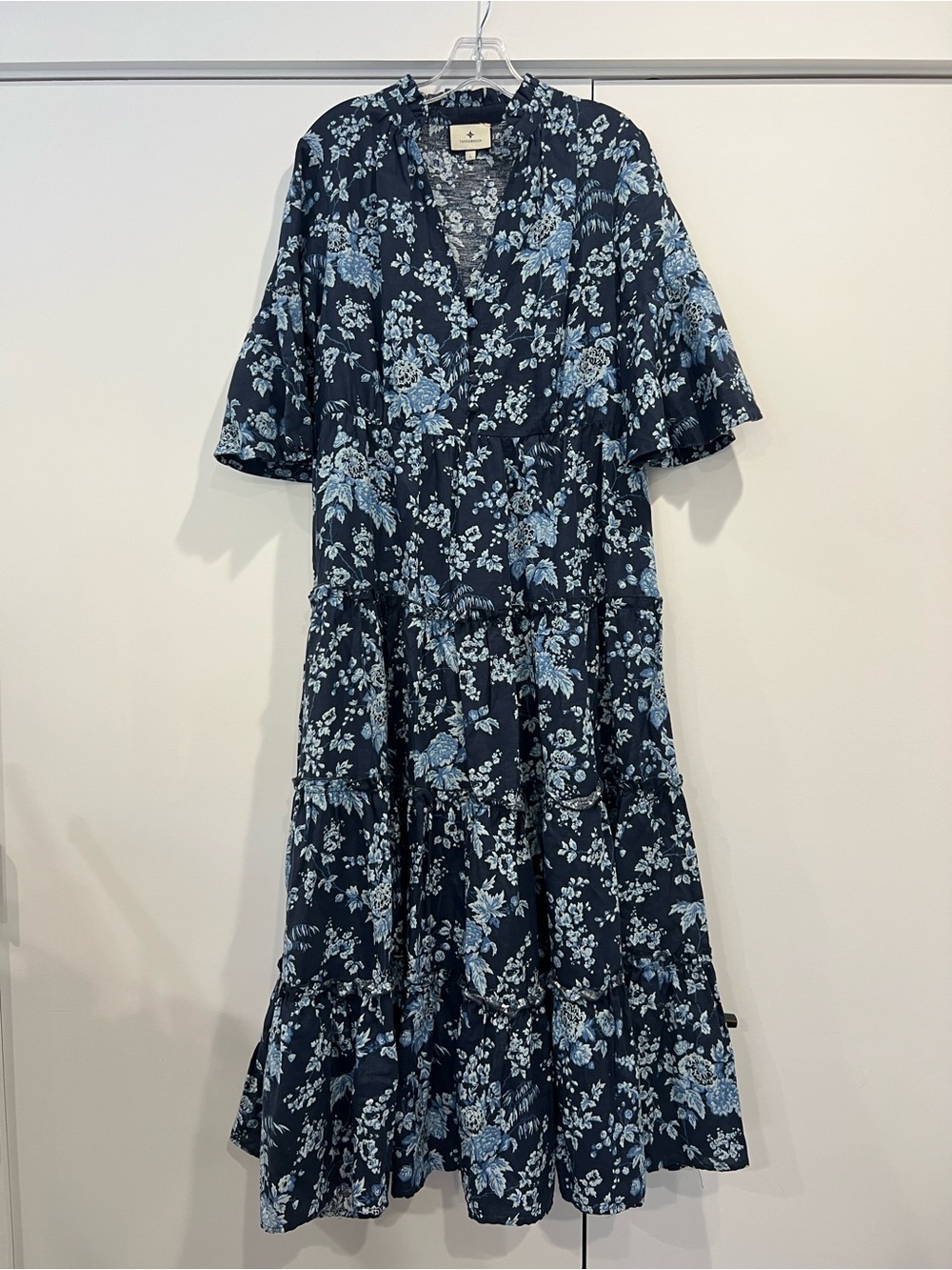 Tuckernuck Twilight Garden Jenna Dress Blue Floral Size L - Picture 2 of 7